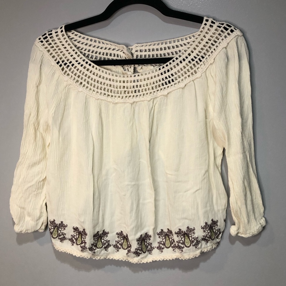 Pacsun Me to We Ivory Flowy Boho Cropped Blouse with Open Back